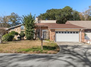 828 Holbrook Cir, Fort Walton Beach, FL 32547