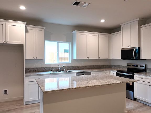 4th image of 1609 Hobbs Ln