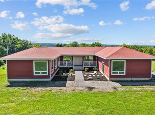 1502 E Shore Dr, Ithaca, NY 14850