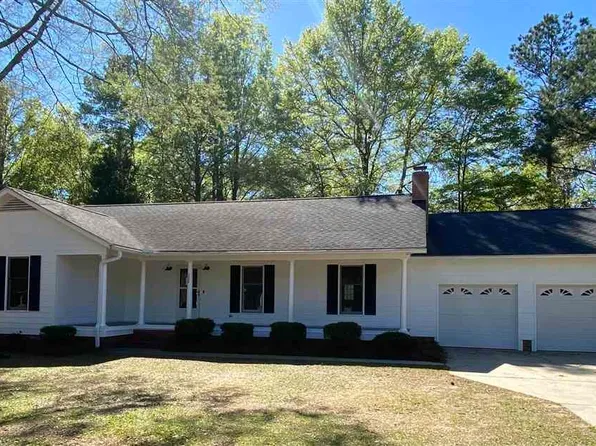 302 Pecan Dr, Hartsville, SC 29550