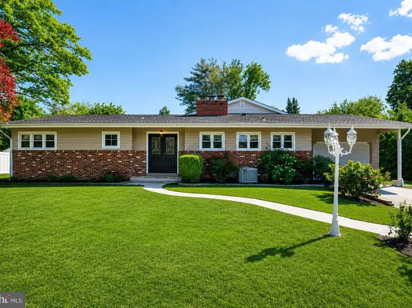 90 Franklin Corner Rd, Lawrence Township, NJ 08648