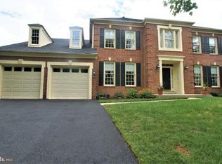 13814 Heatherstone Dr, Bowie, MD 20720