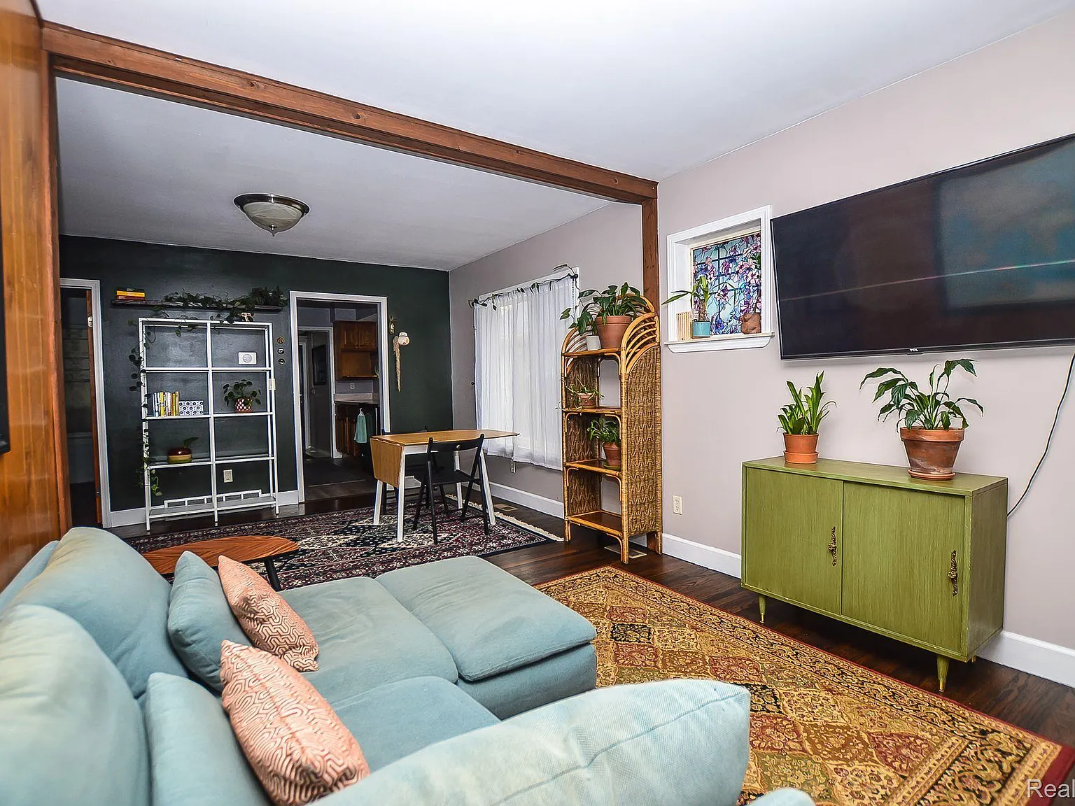 2 bed, 1.0 bath, 798 sqft, $2,000 — Photo 4
