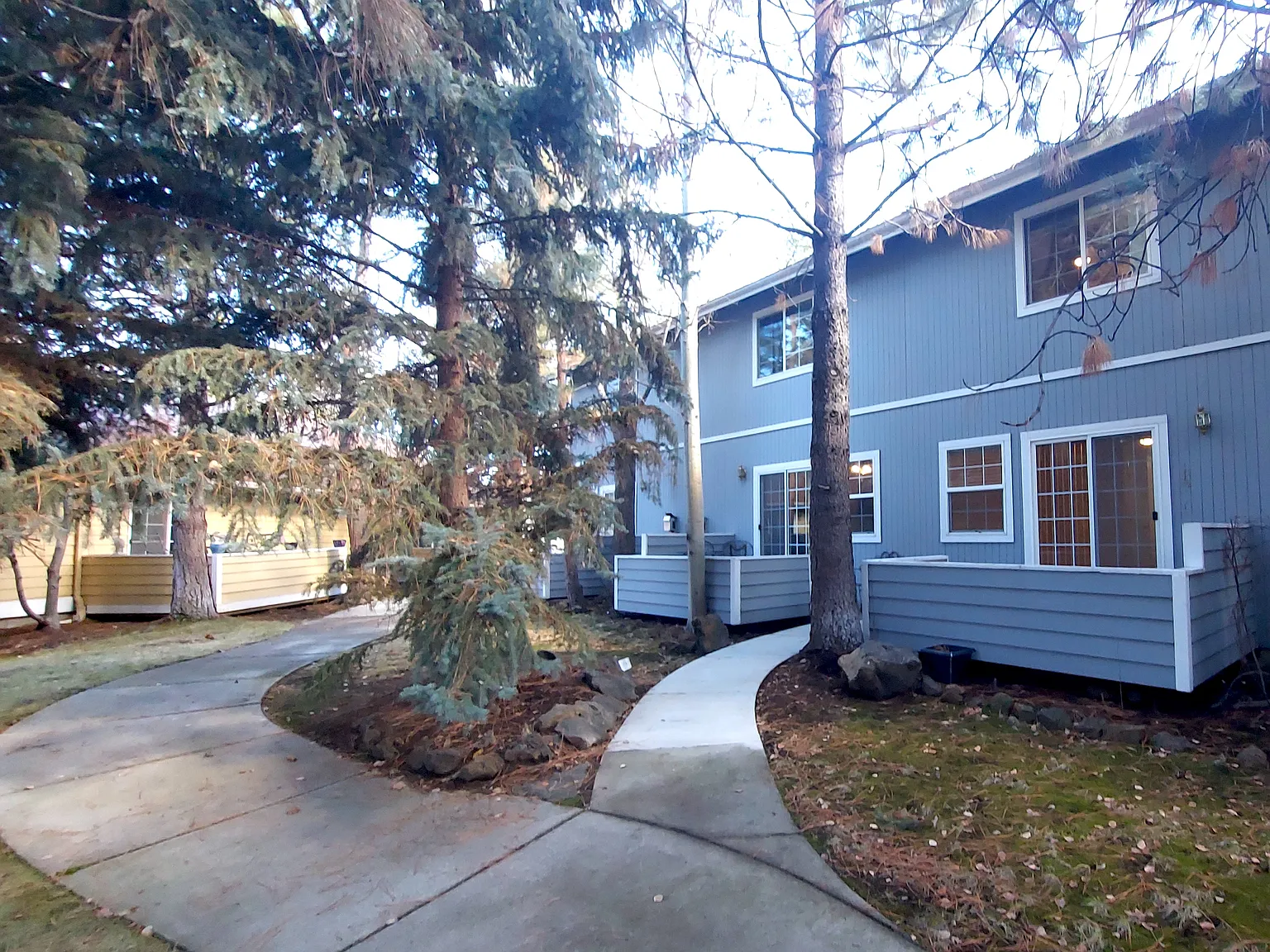 2 bed, 2.5 bath, 1144 sqft, $1,950 — Photo 3