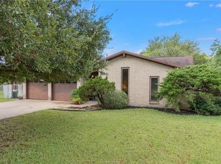 1812 Southwood Dr, College Station, TX 77840