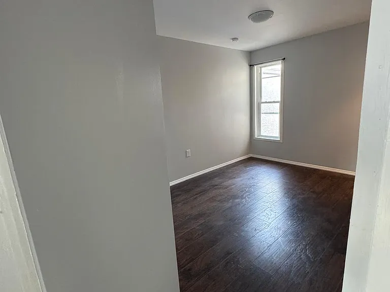 1311 Church St — Photo 5