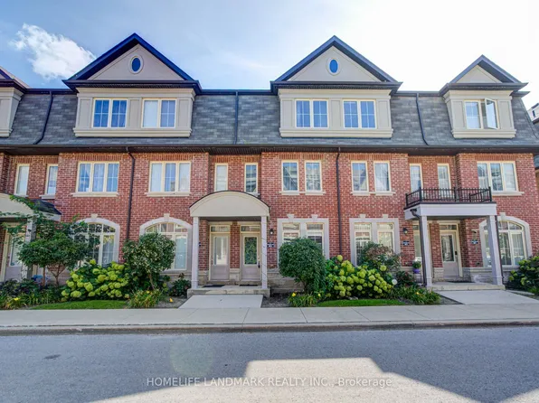 7 Eaton Park Ln #5, Toronto, ON M1W 0A5