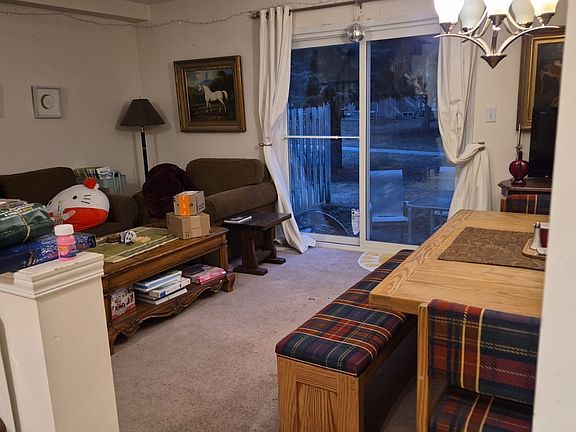 2nd image of 73 Roehampton Cres
