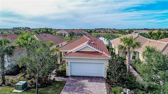 1st image of 15038 Reef Ln