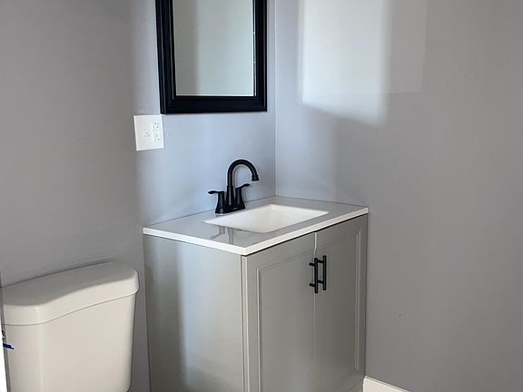 4th image of 1442 S Hamlin Ave Unit 2