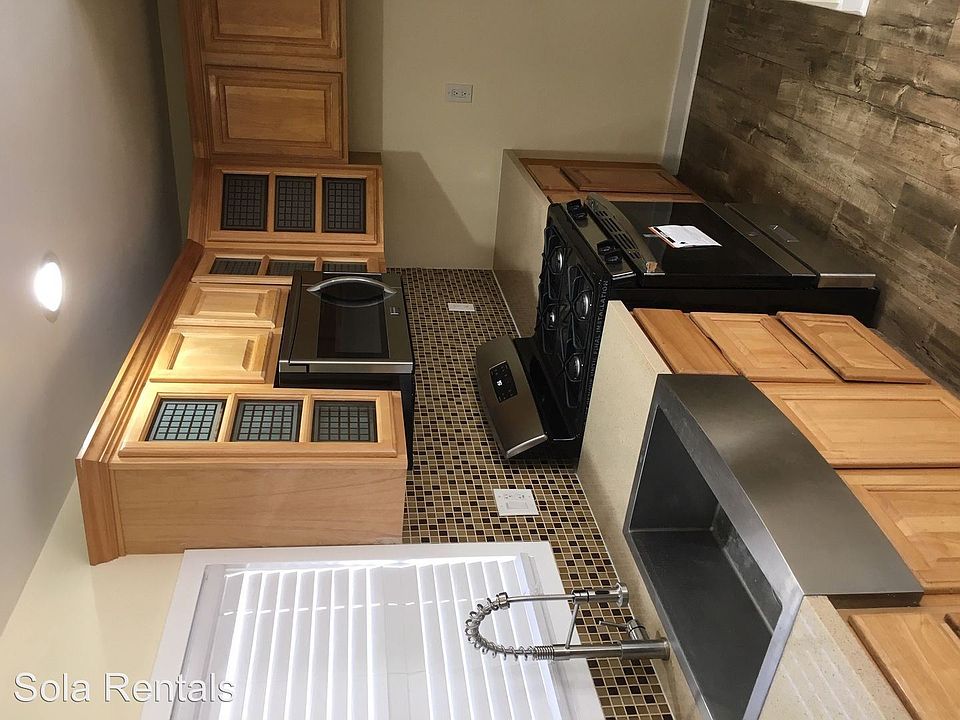 1st image of 6209 S Hoover St APT 5