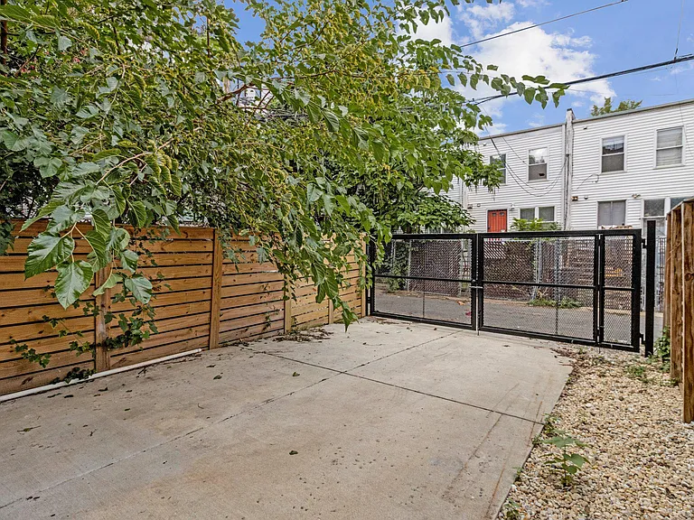 29 N St NW #2 — Photo 32