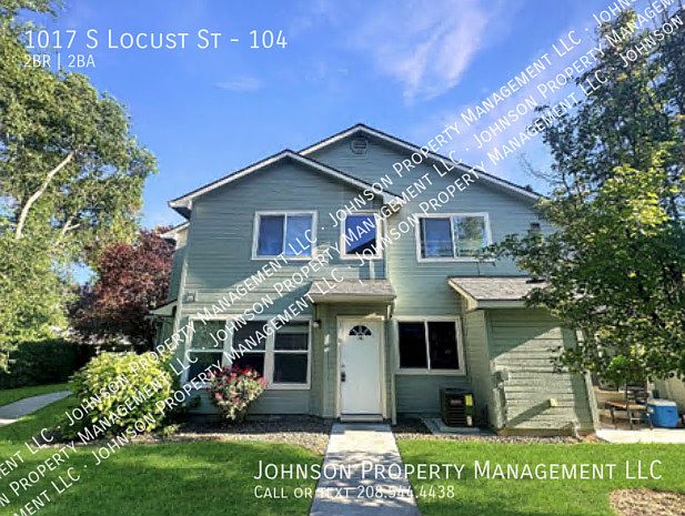 1st image of 1017 S Locust St APT 104