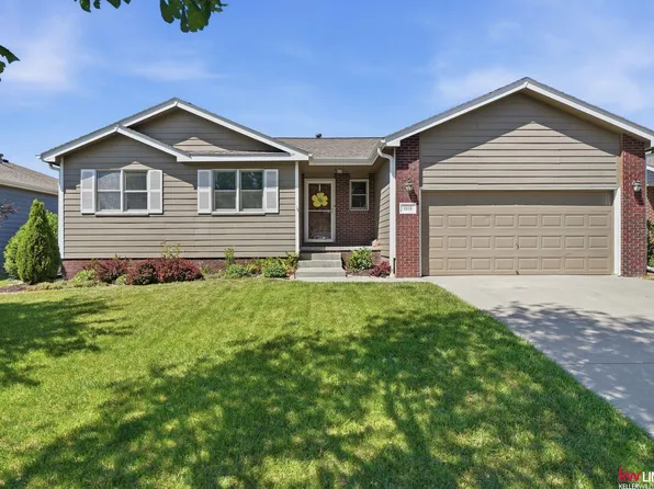 1808 Chloe Ln, Lincoln, NE 68512