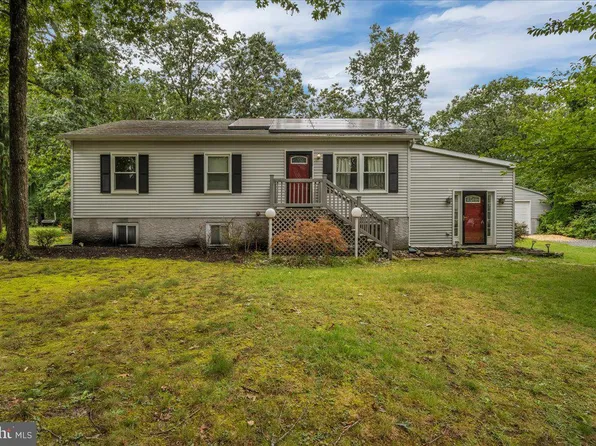 1425 12th Ave, Williamstown, NJ 08094