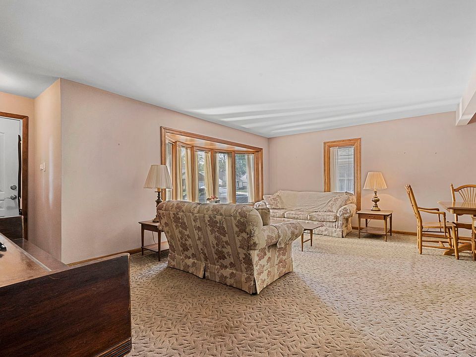 9205 Menard Ave, Oak Lawn, IL 60453 Zillow