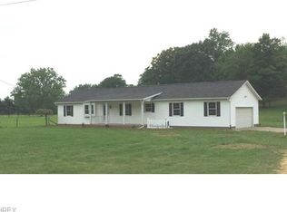 11632 Sandyville Rd NE, Sandyville, OH 44671