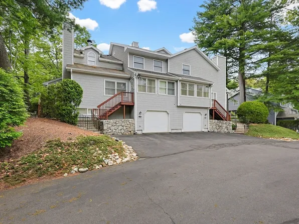 81 Arrowhead Cir #81, Ashland, MA 01721
