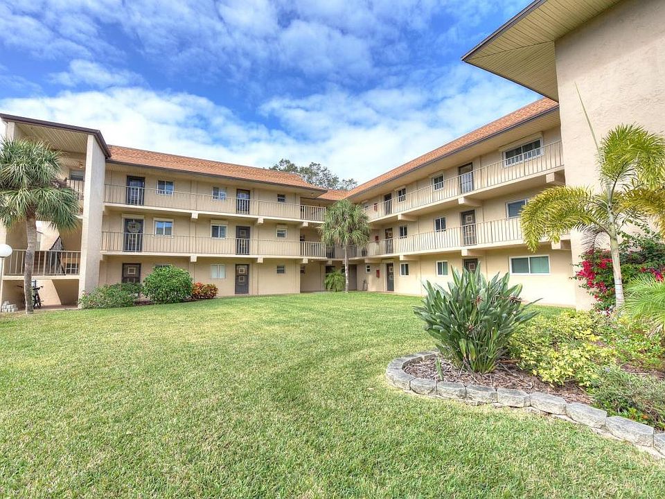 1st image of 3210 N Harbor City Blvd APT 113