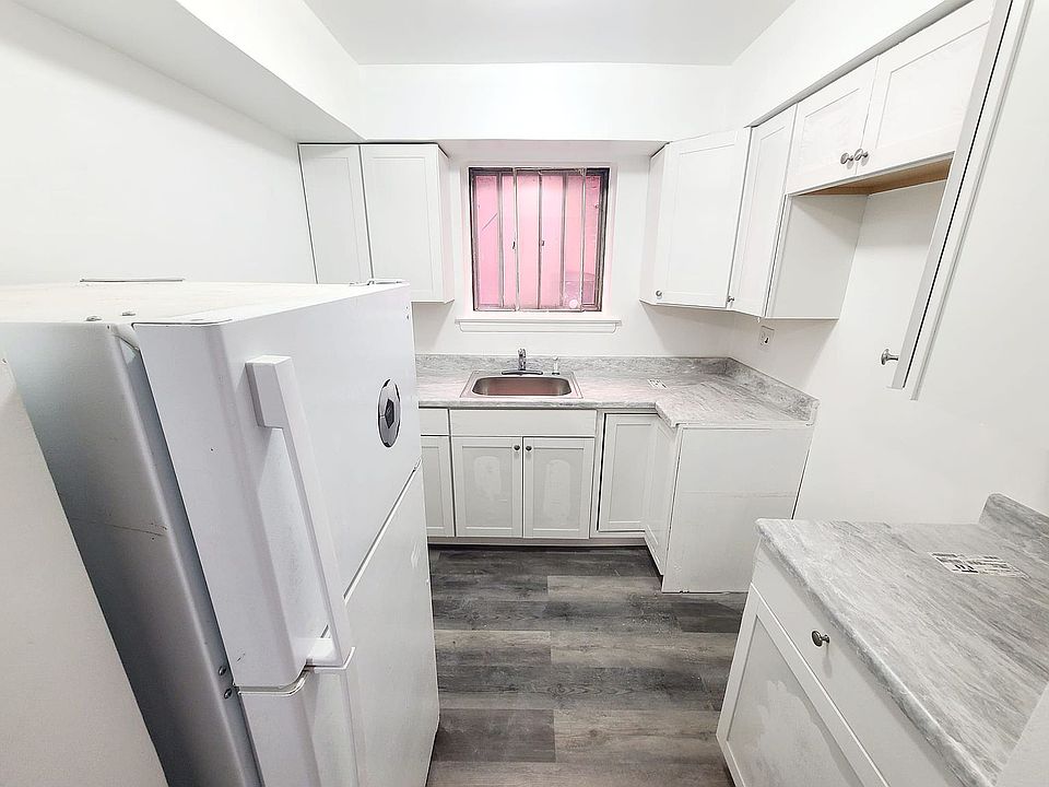 1st image of 1457 Arnow Ave #1A