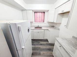 1457 Arnow Ave #1A, Bronx, NY 10469