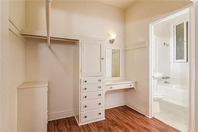 5th image of 21 Westminster Ave APT 208