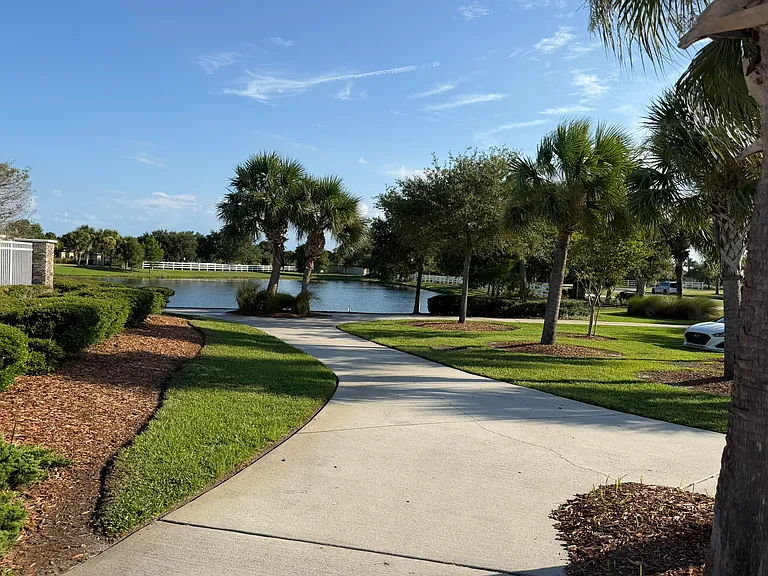 5914 Trieda Dr — Photo 33