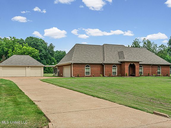 2nd image of 8805 Dove Hill Dr
