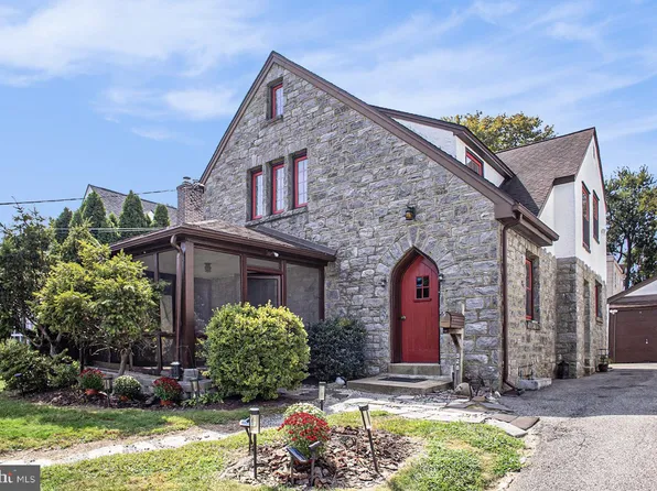928 Alexander Ave, Drexel Hill, PA 19026
