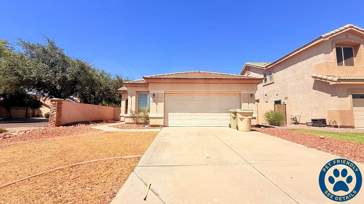 3 bed, 2.0 bath, 1457 sqft, $2,199 — Photo 1