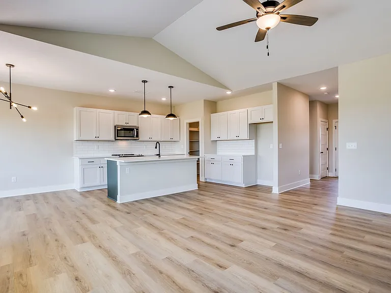 1017 W Long Path St — Photo 8