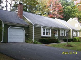 63 Applegate Ln #63, Falmouth, ME 04105