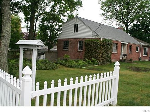 2nd image of 164 Brightwood Ave