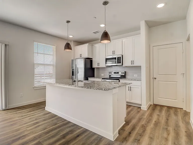 Canvas at Willow Park — Photo 98