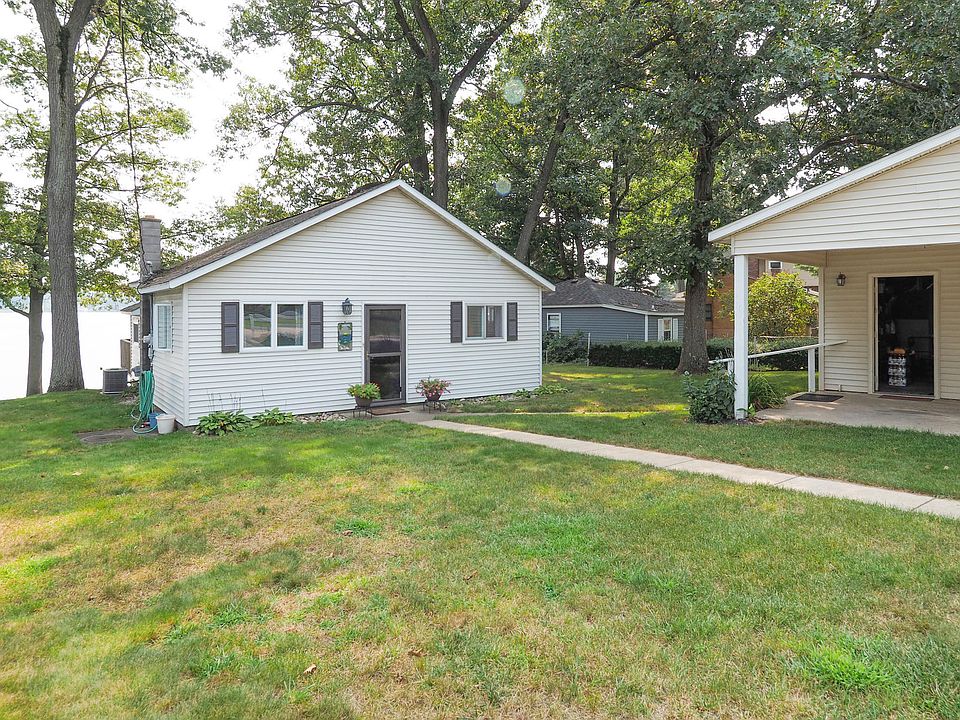 1st image of 1072 N Eagle Lake Dr