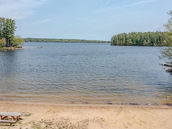 5th image of 429 Bow Lake Road