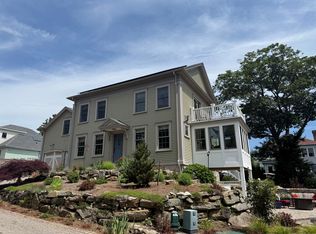 5 Lees Ct, Stonington, CT 06378