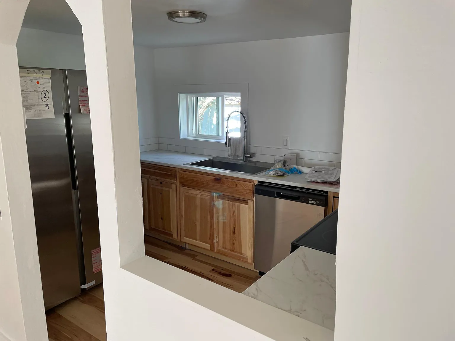 325 Pierce St — Photo 2