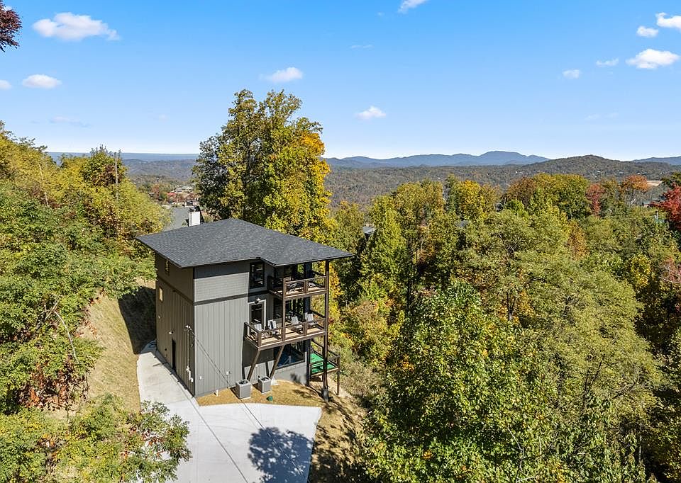 741 Chestnut Dr, Gatlinburg, TN 37738 MLS 267061 Zillow