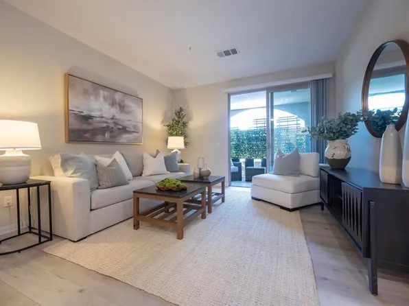 3877 Pell Pl Unit 102, San Diego, CA 92130