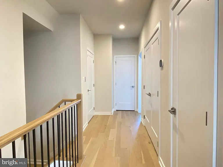 22274 Rivanna Shore Ter — Photo 16
