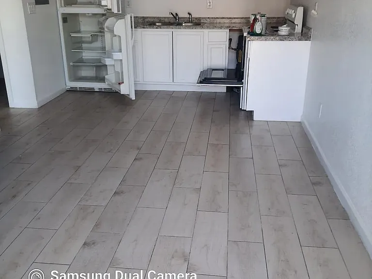 1806 Fairfield Ave — Photo 8