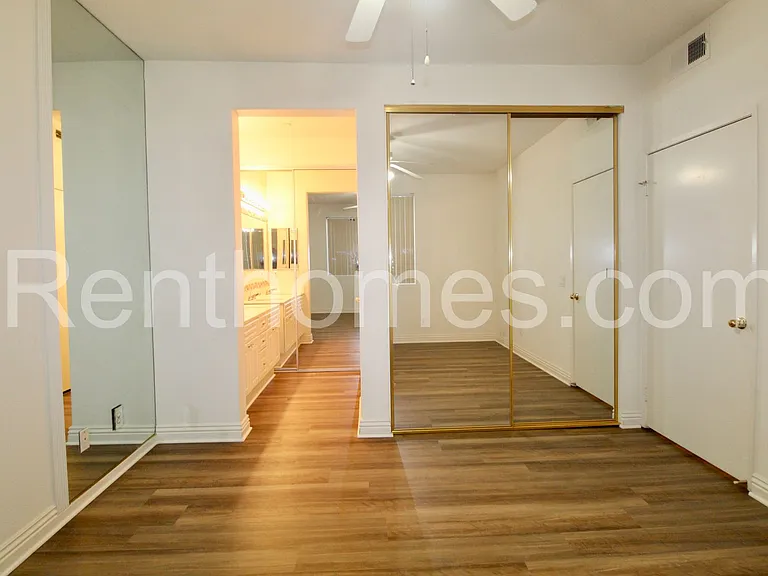 10722-134 Sabre Hill Dr — Photo 15