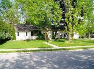 8805 Oakwood Ave, Munster, IN