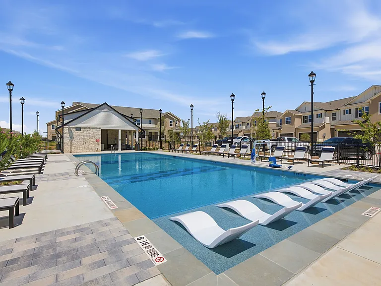 HARMON Melissa by Crescent Communities — Photo 13