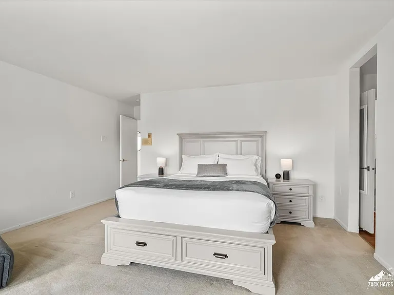 324 E Manor Ave — Photo 19