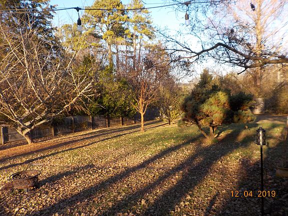 5th image of 7401 Sheffield Dr