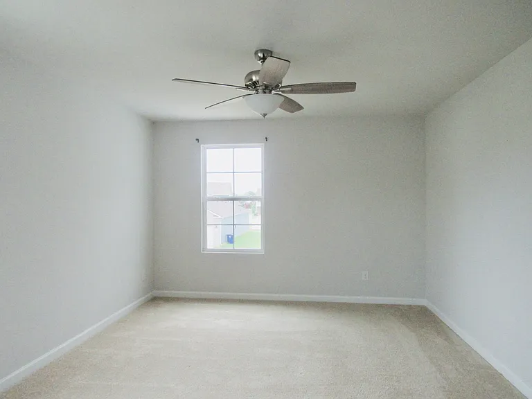 211 River Forest Dr — Photo 15