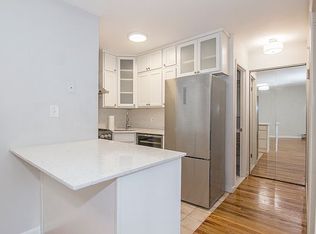34-33 33rd St #3R, Astoria, NY 11106