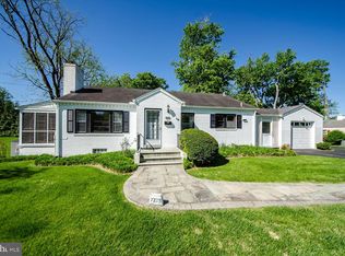 7229 Burroughs Ln, Falls Church, VA 22043